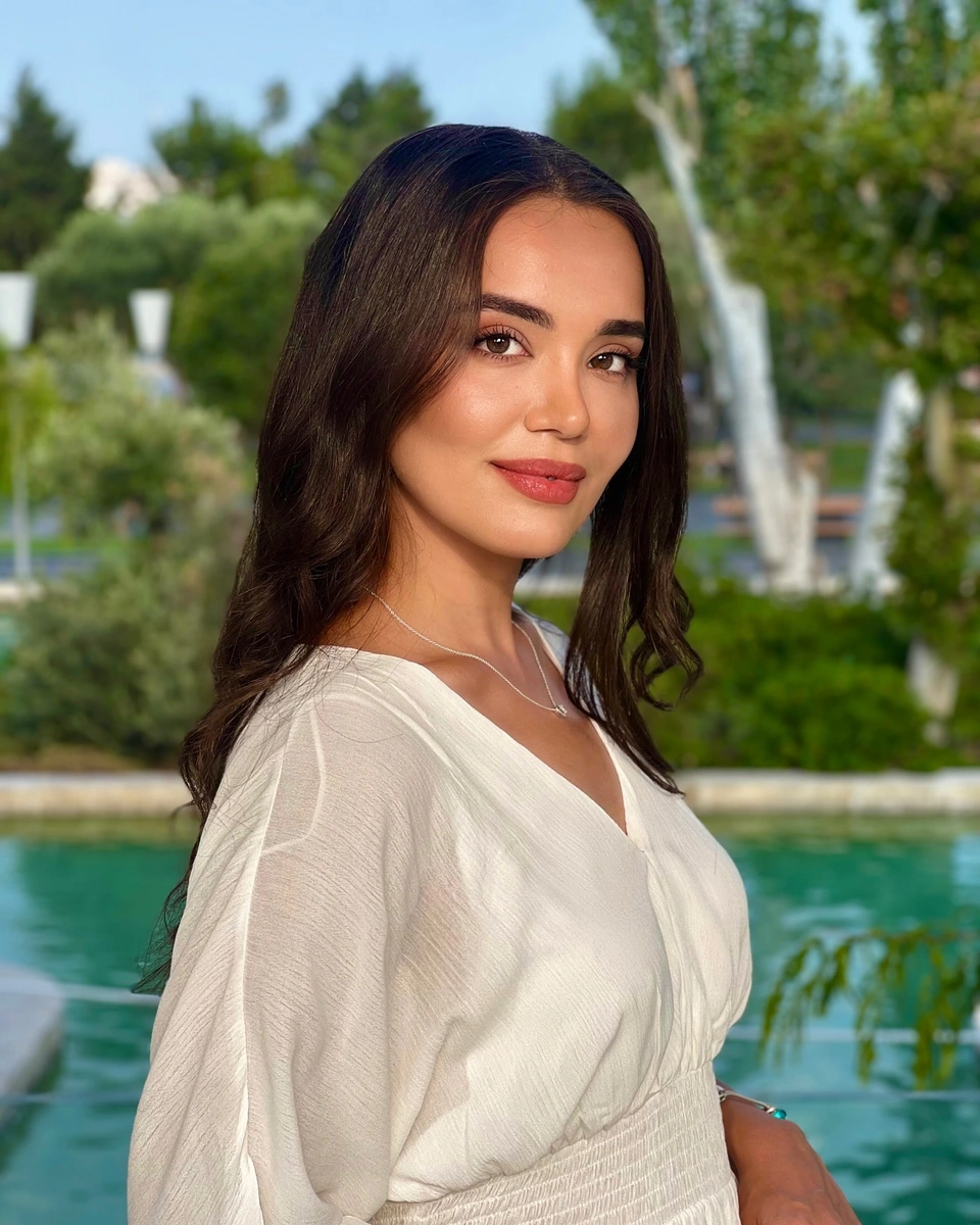 Olim profile in Dubai