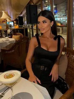 Violina profile in Dubai